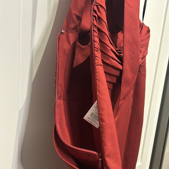 BEBE Cropped Plunge VNeck Halter Top Pleated Waist Jumpsuit Women size S - Picture 10 of 17